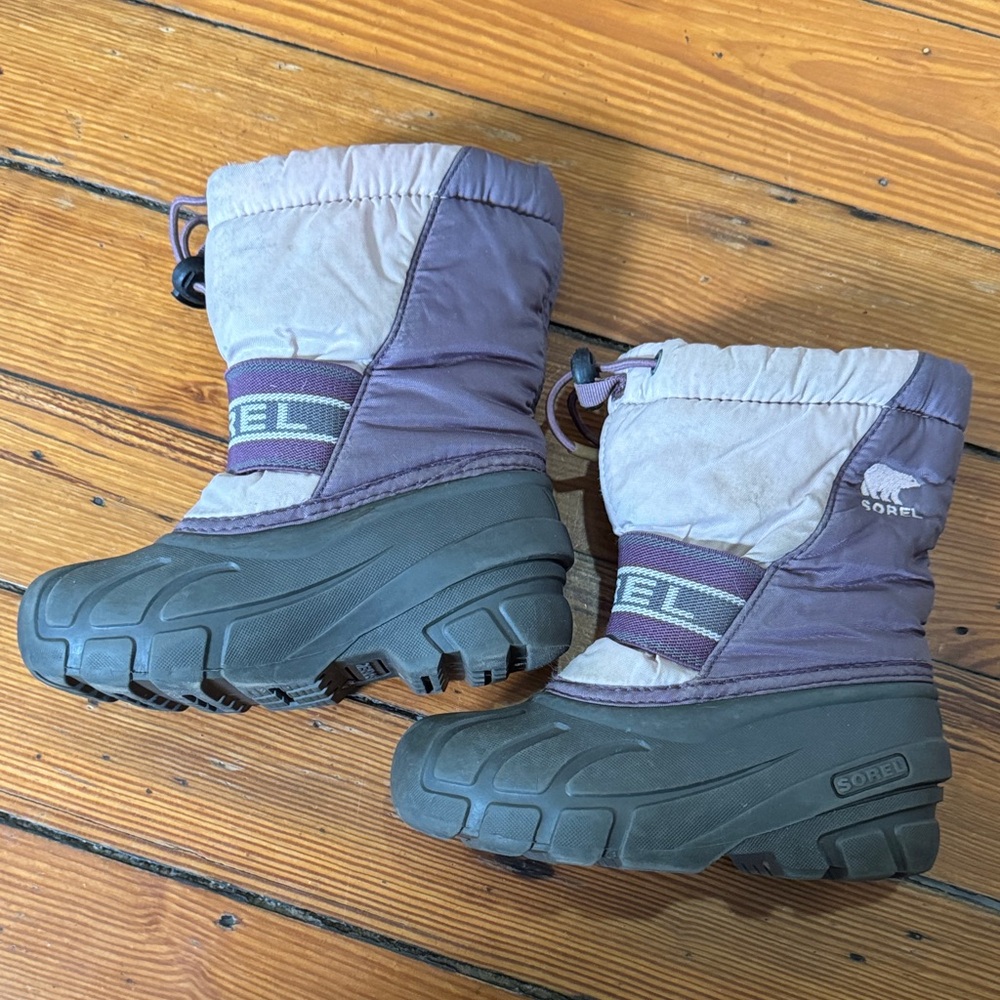 Sorel Purple and Beige Snow Boots